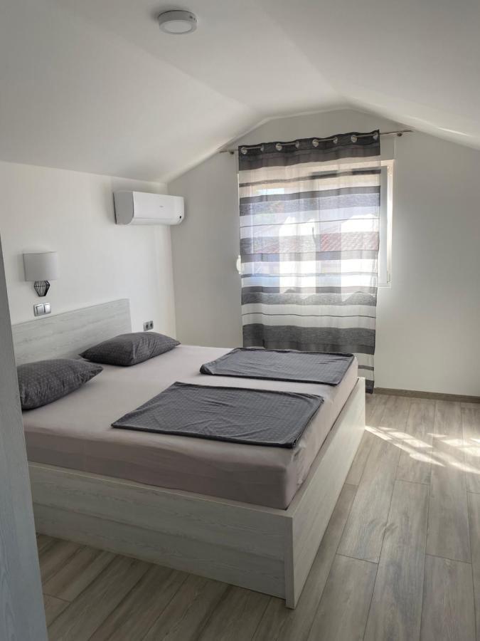 Apartments Nautica Barbat na Rabu Dış mekan fotoğraf