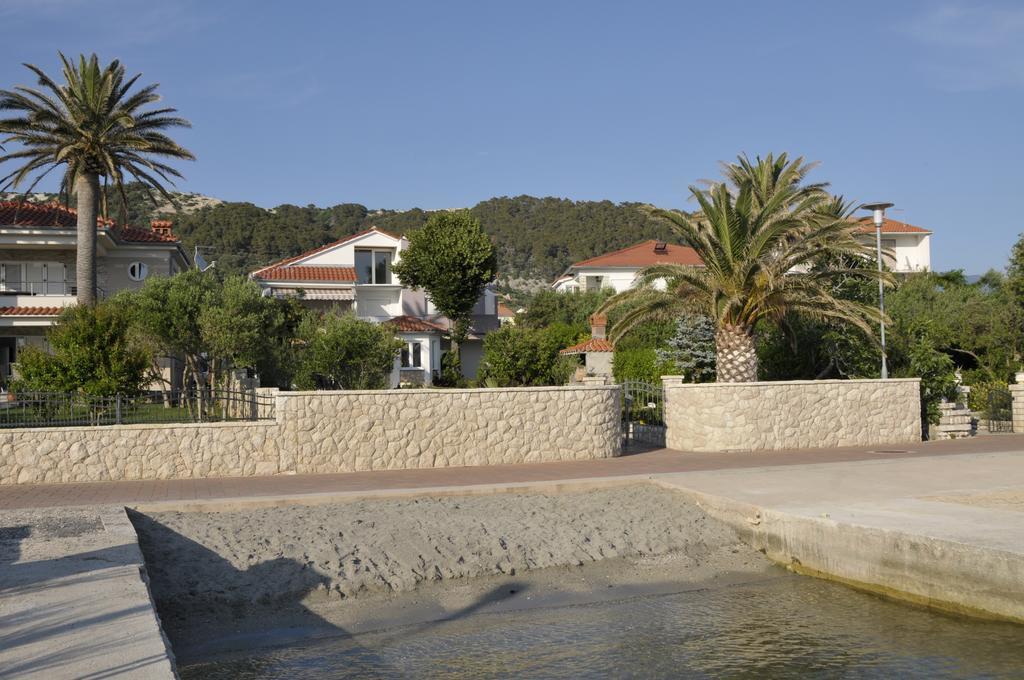 Apartments Nautica Barbat na Rabu Oda fotoğraf
