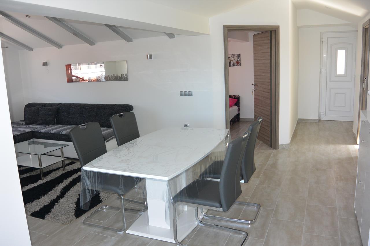 Apartments Nautica Barbat na Rabu Dış mekan fotoğraf