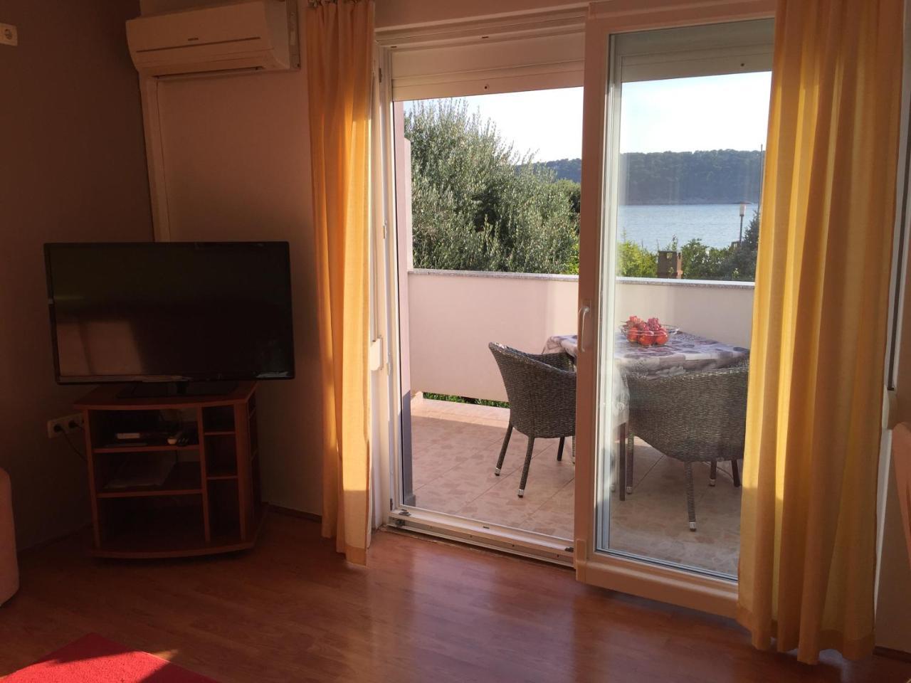 Apartments Nautica Barbat na Rabu Dış mekan fotoğraf