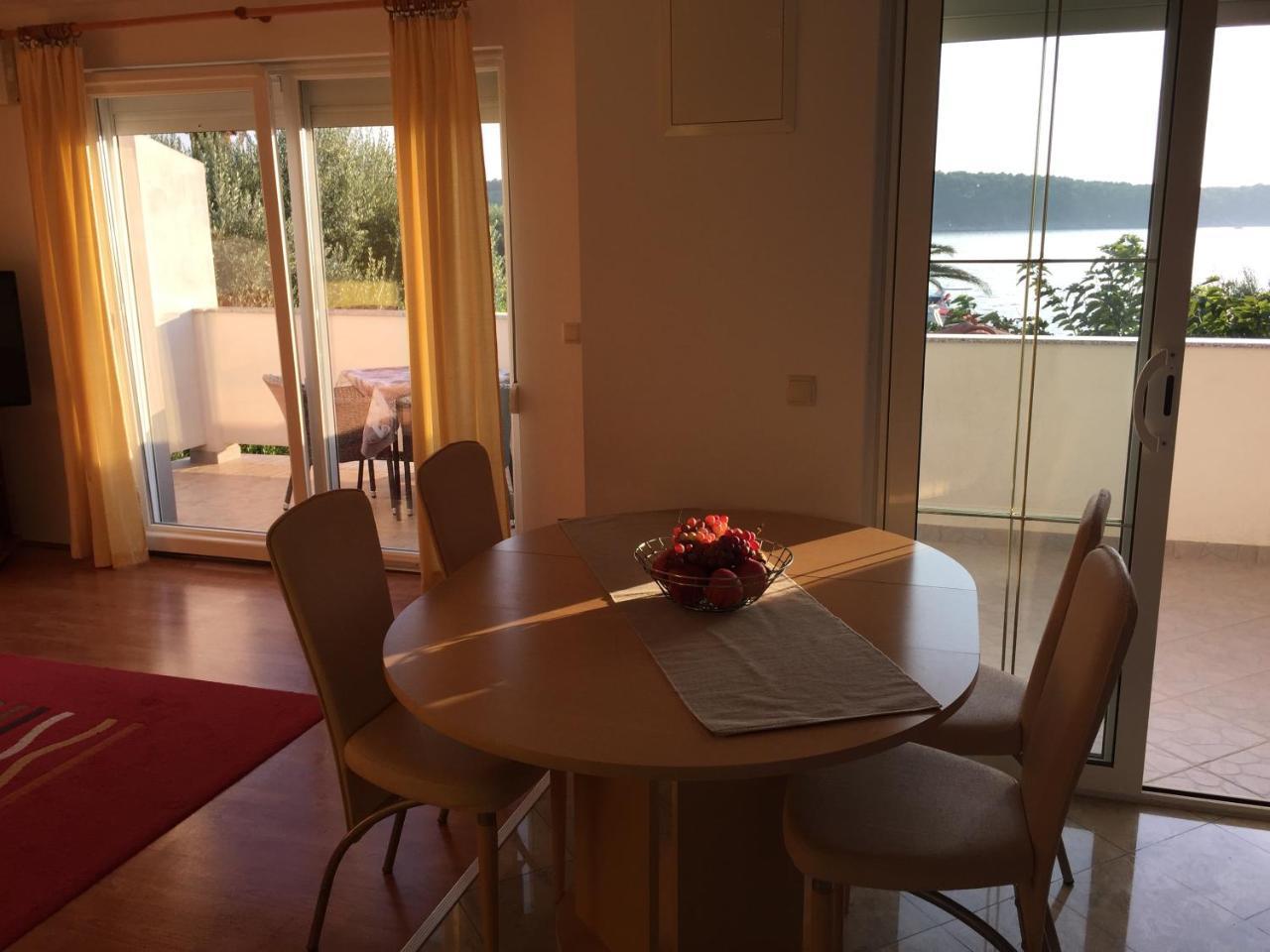 Apartments Nautica Barbat na Rabu Dış mekan fotoğraf