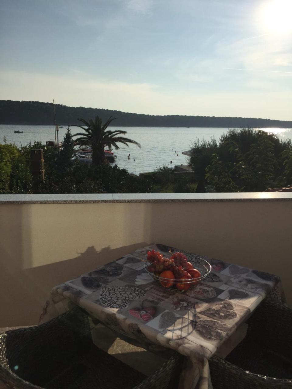 Apartments Nautica Barbat na Rabu Dış mekan fotoğraf